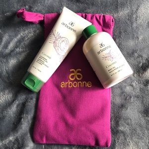 Arbonne Coconut cleansing body polish and coconut body oil gift set